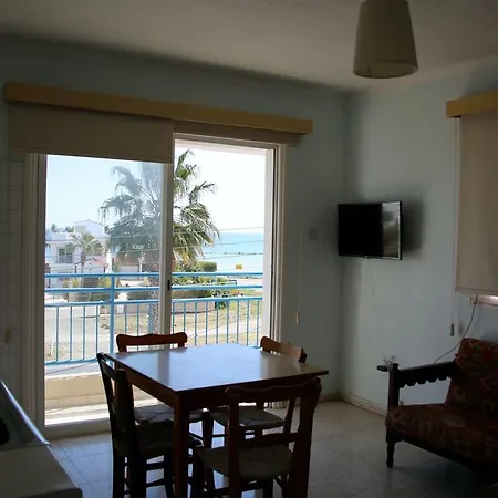 Διαμέρισμα Beach View Βορόκλινη